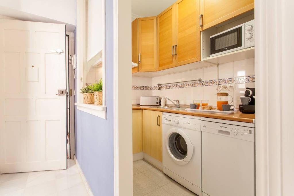 Hostly Rivero 2B Center-Fibre-Communal Terrace-Parking Optional-Cless Seville Exterior photo