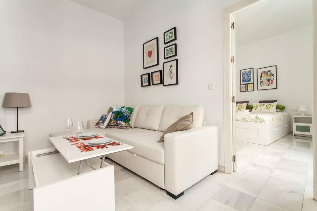 Hostly Rivero 2B Center-Fibre-Communal Terrace-Parking Optional-Cless Seville Exterior photo