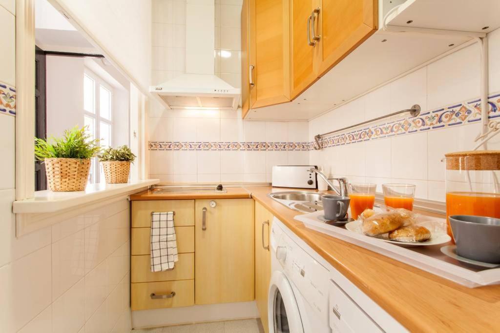 Hostly Rivero 2B Center-Fibre-Communal Terrace-Parking Optional-Cless Seville Exterior photo